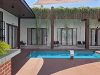 Chrisenbel Hideaway Retreat, The Villa Collection by Chrisenbel Hotels near UMMC