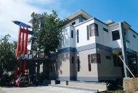 Bahai Jujai Baler by RedDoorz