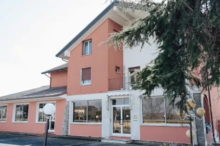 Hotel Edelweiss Mantova Отели в г. Изола-делла-Скала