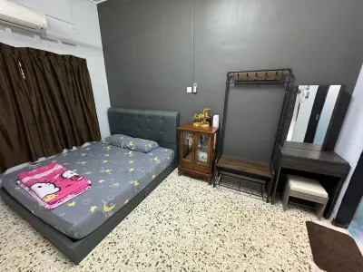 63 Guesthouse Отели в г. 