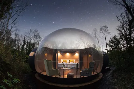 Elements Lodges Отели в г. Эннискиллен