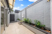 Stylish 3BR House(Parking)/ICC&DarlingHarbour-8min
