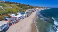 Malibu Road Ocean Front House Direct Beach Access