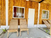 Villa Darroca Beach House Hotels in Araceli