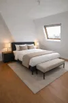 Luxury Avenue des Champs-Elysees 4 Bedrooms