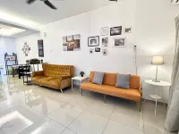 H&H 2 【Karaoke•16 pax•Game•Landed House】by Sakura Homestay -  case vacanza in affitto