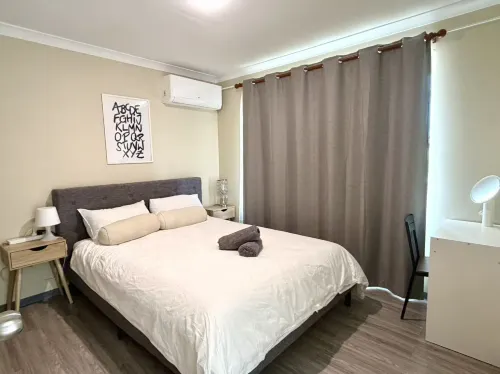 Walk to Curtin, Near Airport; Casino; Stadium; CBD - Pensionat