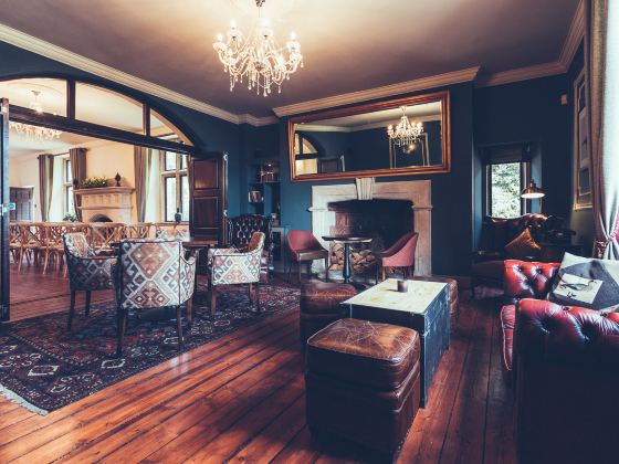Stanton Manor Hotel