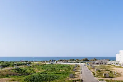 Chic Retreat Near the Sea by Sea N' Rent Các khách sạn ở Elon