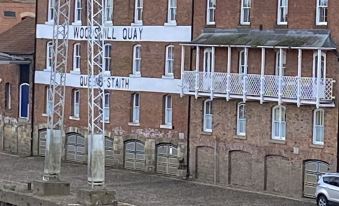 Woodsmill View Apartment