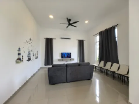 Padang Serai Wangi Roomstay 91 巴東色海酒店