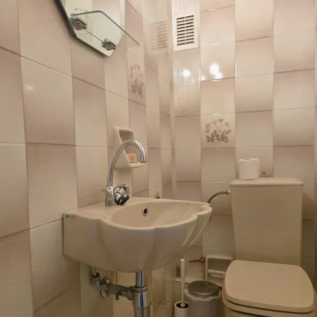 Spacious 3BR Apt w/ Large Balcony|Near Metro & ACS