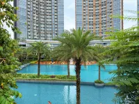 Jakarta . Shengshi. Gold Coast PIK Seaview Apartment