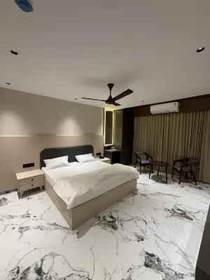 Bharat Inn Hotel And Restaurant