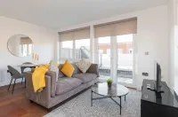 Dean Swift Square by Dublin At Home