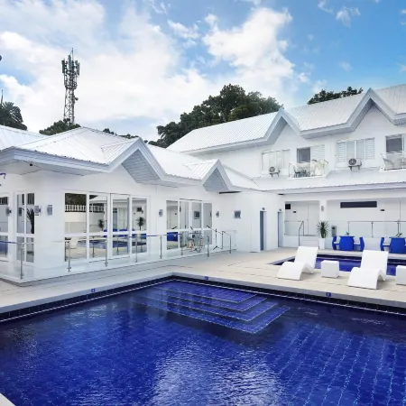 Blu Serenity Villa and Resort