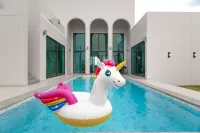 Nacha Pool Villa Cha-am - Инфинити-Бассейном