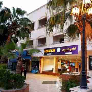 Aquarium Hotel Exterior