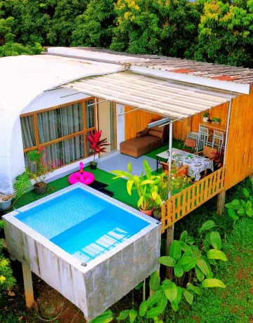 บ้านอี๊ 