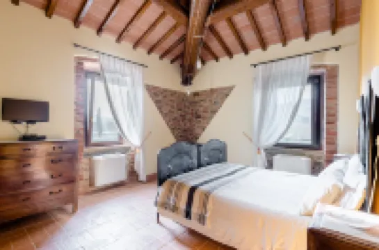 Podere Molinaccio - Luxury Tuscan-style Eco Villa with pool in Valdichiana