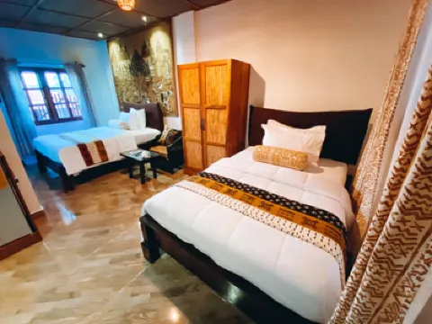 Ike's Cultural Village Hotels in 