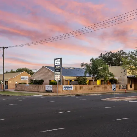Cambridge Motel