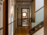 The Kin Hotel 瓦達拉（Wadala）附近的飯店
