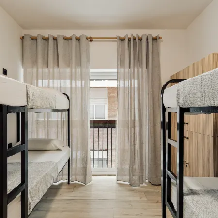 Roquerol Hostel Gracia