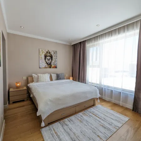 Buddha Vista Luxury Apartment