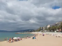 Chez Céline - Walk to Palais, Garage, AC Fast WiFi - 2星級