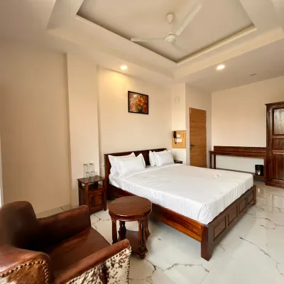 Shree Leelaa Hotel โรงแรมใกล้สวนรามนิวาส
