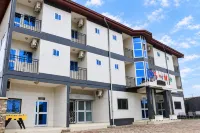 Hotel Omnisport Limbe - Pools