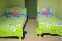 Rhino Tourist Camp Hotels in Сиана