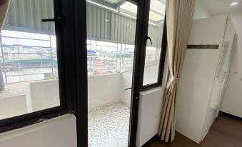 Era Apartment La Thanh