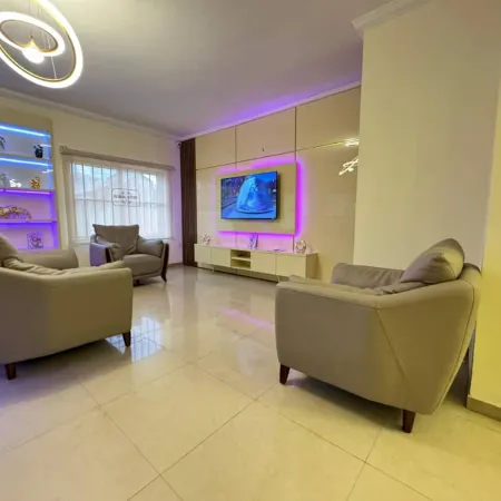 Fryburg Luxury Hotels & apartment