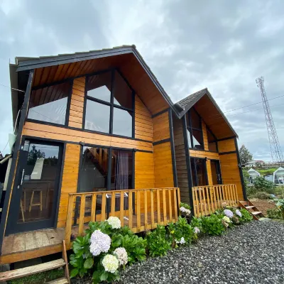 Zaa Villa Hotels near Gapura Bts. Wonosobo - Banjarnegara Dieng Plateau