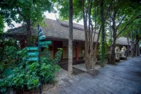 Laan Mai Fai Chang Resort Hotels in Hang Dong Subdistrict