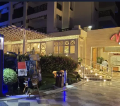 Sahl Hasheesh Finest Chalet - Gravity resort beachfront 2 bedroom - NON EGYPTIAN ONLY