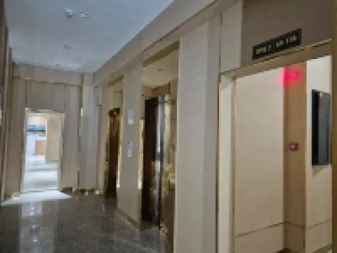 Spacious Central 2BR | 10 Guests | Near essentials