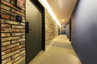 The Lime Hotel - Incheon airport and Seo-Gu Seoknam station