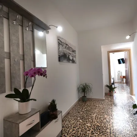 Florence Oasis | Puccini & Visarno | Apartment