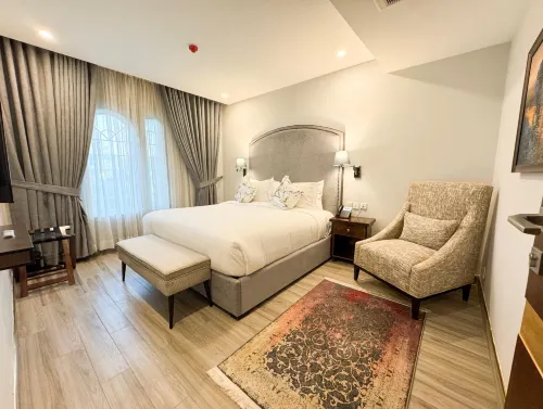 Chirani Signature Hotel - 2-Star