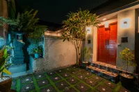 Astina Residence Cemagi by Bali Cabin โรงแรมใกล้หาด Kedungu Beach