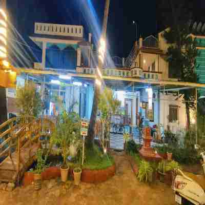 Ghar Mithbavkaranche Hotel Exterior