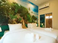 Rocco Hotel Bangsaen Hotels near Tan Cape