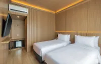 Cabin @ ARTOTEL Pelangi Park - Breakfast