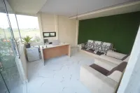 Shree Apex Resort - parcheggio