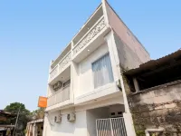 LiviZens @ BXC Bintaro - Syariah - Bãi đậu xe