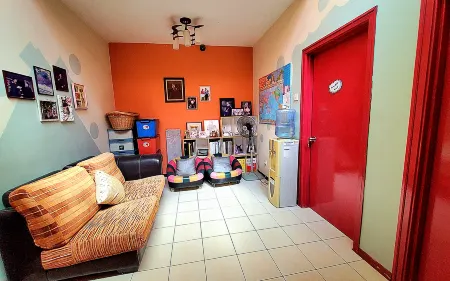 Putrajaya Transit Romestay Отели рядом с достопримечательностью «Masjid Tuanku Mizan Zainal Abidin (Masjid Besi)»