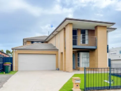 Spacious 4B House in PointCook Hotels in Point Cook